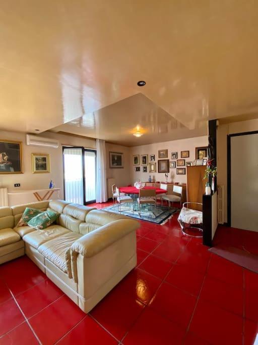 شقة Casa Mariella مونوبولي المظهر الخارجي الصورة